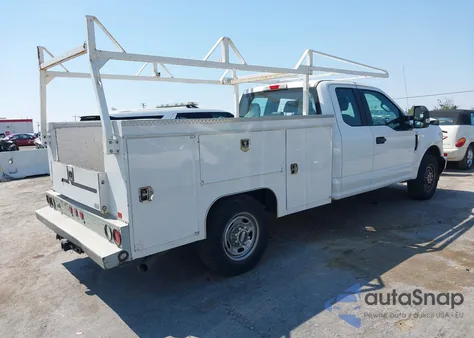 2017 Ford F-250 Xl z USA, uszkodzony, nr VIN 1FD7X2A66HEC11612